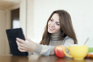 Trois ebooks passionnant à lire pendant les jours froids d'automne - Recharge.fr Trois ebooks passionnant à lire pendant les jours froids d'automne - Recharge.fr
